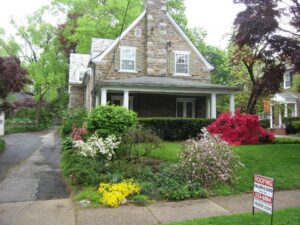 PORCH SHINGLE ROOFING & SLATE RESTORATION TO MAIN SLOPES