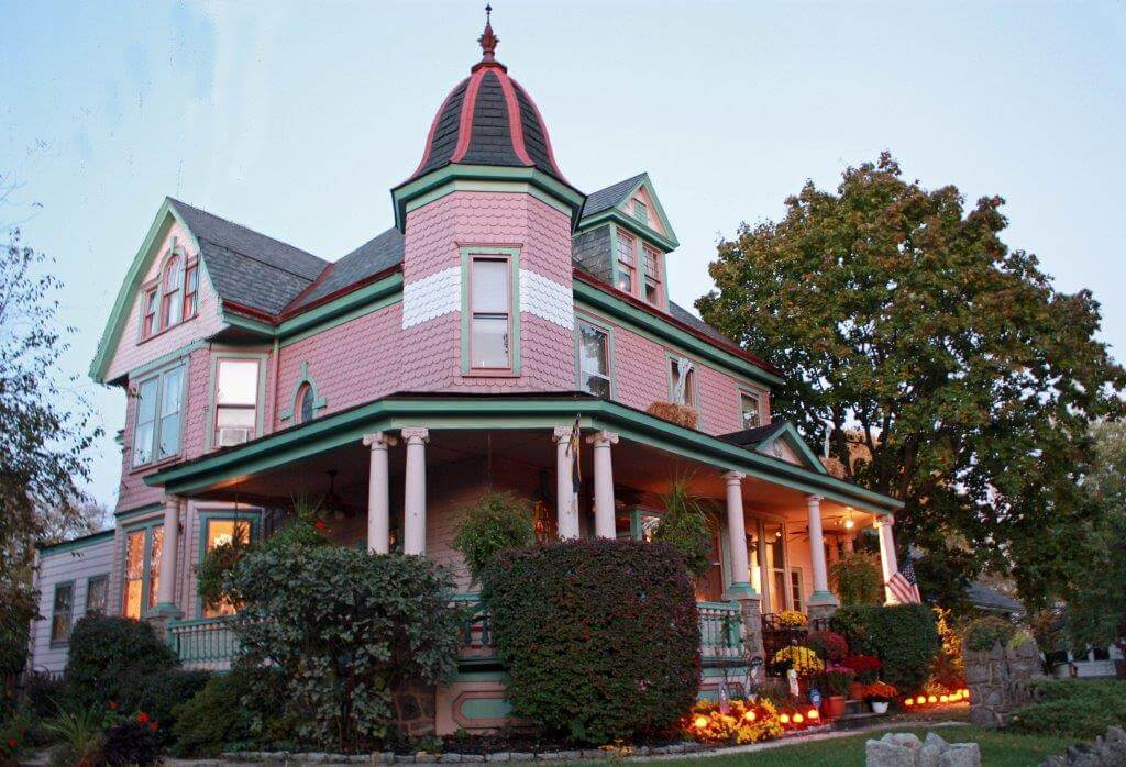 Vermont Slate Roof and Pole Gutter Restoratio